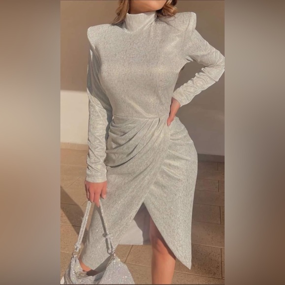 BLITHE Retro Silver/Golden long sleeve dress, size Medium, asymmetrical, BNWT - Picture 1 of 8